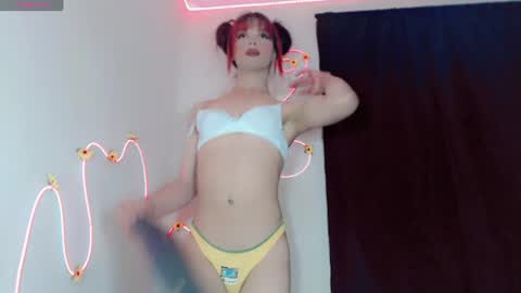 Snapshot of everlin_01 chatting on 06.20.26 everlin_01 online show from 06.20.26