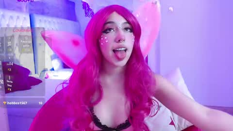 everly_grace online show from 10.04.25