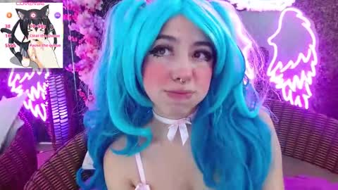 everly_grace online show from 12.04.25