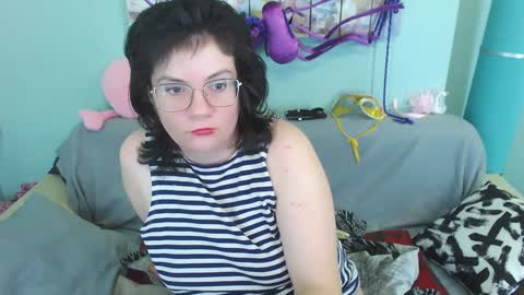 Everly online show from 12.14.24