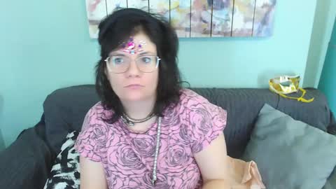 Everly online show from 01.11.25