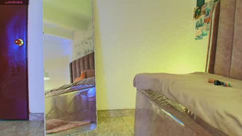 Evette online show from 04.17.26