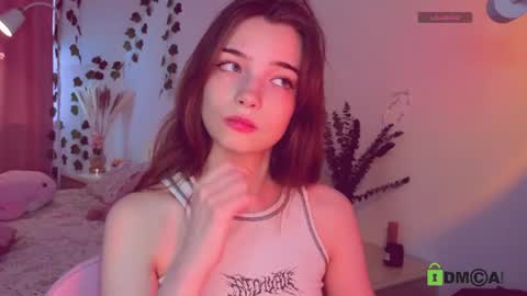 Snapshot of evi_brook chatting on 07.21.26 evi_brook online show from 07.21.26