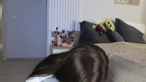 evi_woow online show from 03.25.26