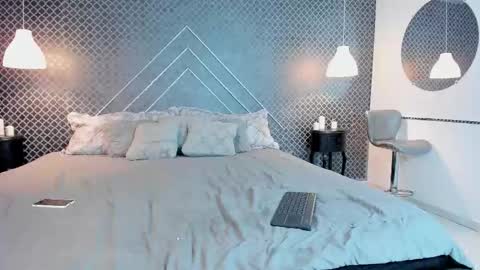 Evie  Denm online show from 12.21.25