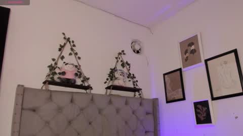 Snapshot of evieh1_ chatting on 01.16.26 Ivi Alejandra online show from 01.16.26