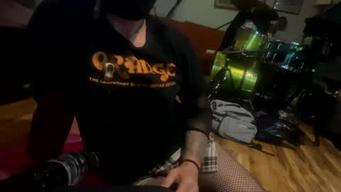 Snapshot of evilslutx chatting on 03.07.25 Cloudia Kumz online show from 03.07.25