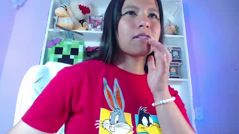 Snapshot of evybubbles_ chatting on 12.23.24 Im Evy online show from 12.23.24