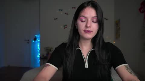 ewelynscott online show from 01.14.26