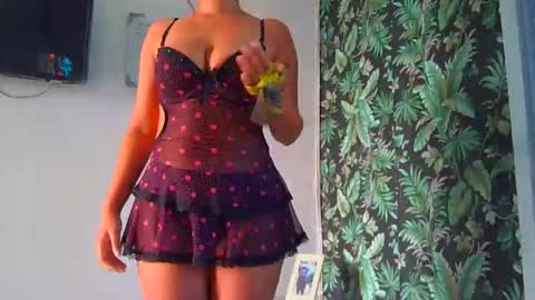 Snapshot of exclusivecourtney chatting on 03.11.26 courtney online show from 03.11.26