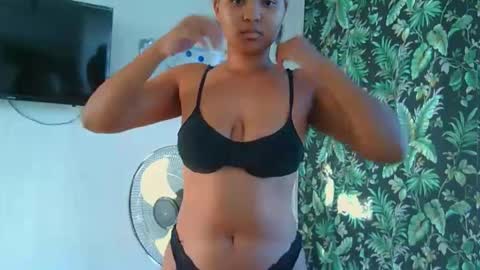 Snapshot of exclusivecourtney chatting on 04.02.26 courtney online show from 04.02.26