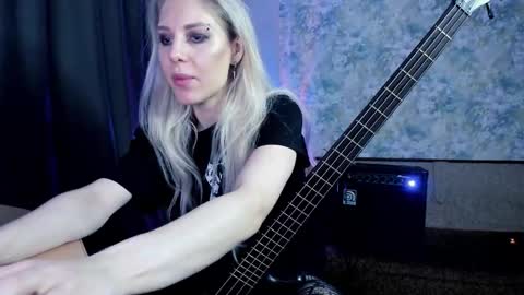 Snapshot of exorty chatting on 02.23.26 my real name is Irene but Exo is oke too online show from 02.23.26