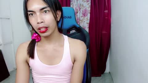 Snapshot of exotic_blacklixexx69 chatting on 02.19.25 Lixe online show from 02.19.25