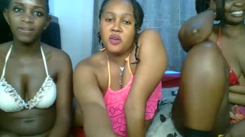 exotic_cutiee online show from 04.22.26