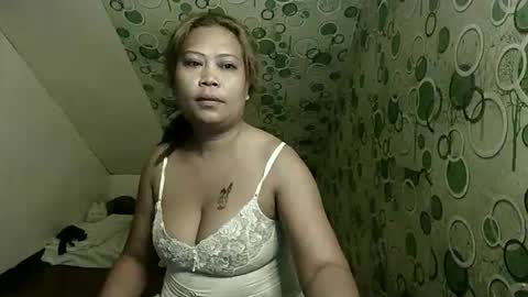 Snapshot of exoticapril01 chatting on 03.12.26 exoticapril01 online show from 03.12.26