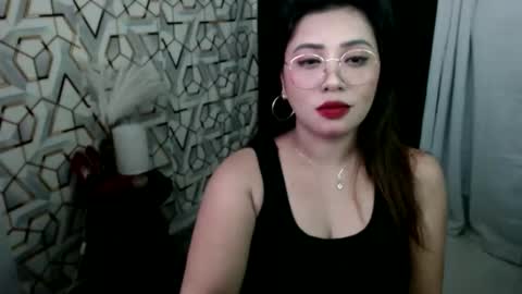 Snapshot of exoticrachel chatting on 01.10.25 exoticrachel online show from 01.10.25