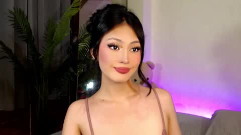 Snapshot of expensive_candyx chatting on 12.08.24 Candy online show from 12.08.24