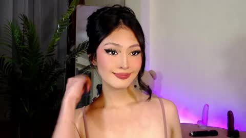 Snapshot of expensive_candyx chatting on 12.13.24 Candy online show from 12.13.24