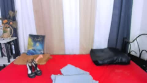 expensive_elise online show from 04.10.26