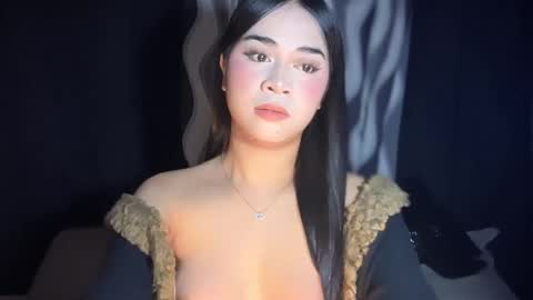 Snapshot of expensivets_chloe chatting on 09.24.25 chloee online show from 09.24.25