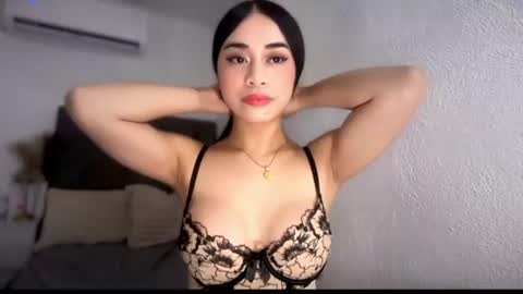 Snapshot of expensivets_chloe chatting on 07.18.26 chloee online show from 07.18.26