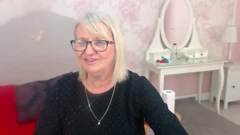 Alana online show from 04.12.26