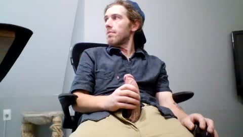 Snapshot of explosive_andyy chatting on 06.29.26 Explosivee andyy online show from 06.29.26