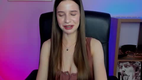 Maya online show from 10.09.25