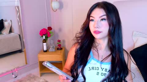 Snapshot of eymicooper chatting on 02.14.26 eymicooper online show from 02.14.26