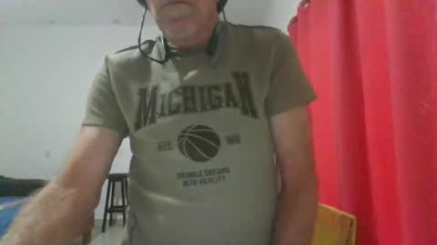 SweetZeek online show from 11.21.25