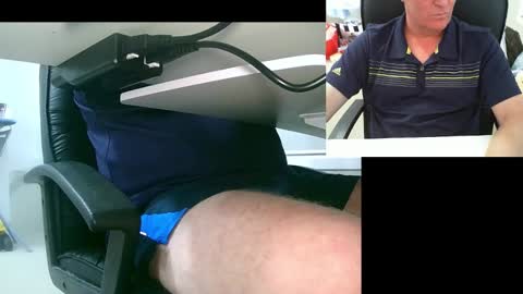 Snapshot of ezondi1 chatting on 02.15.25 EZONDI online show from 02.15.25