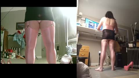 Snapshot of ezondi1 chatting on 12.05.25 EZONDI online show from 12.05.25