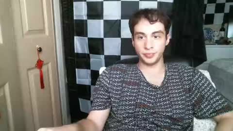 Ezra Naamah online show from 01.29.25