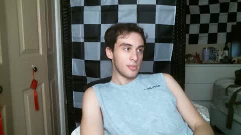 Ezra Naamah online show from 01.31.25