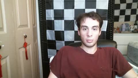 Ezra Naamah online show from 02.04.25