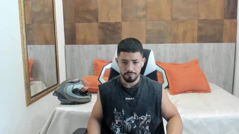 Ezzio Scolaro online show from 09.15.25