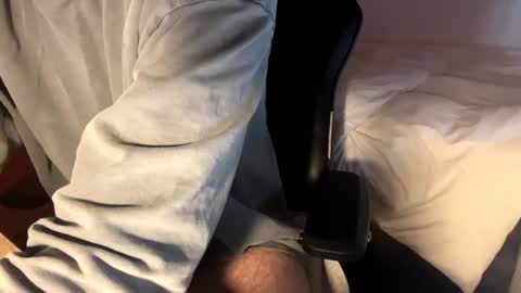 Call me bitch online show from 01.01.25