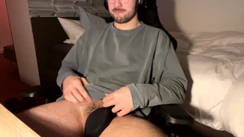 Call me bitch online show from 01.02.25