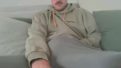 Call me bitch online show from 09.28.25