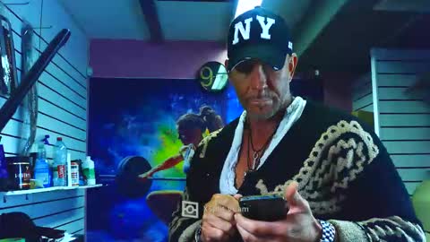 Snapshot of fabxxxl chatting on 04.14.26 fabxxxl online show from 04.14.26