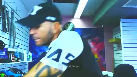 Snapshot of fabxxxl chatting on 04.16.26 fabxxxl online show from 04.16.26