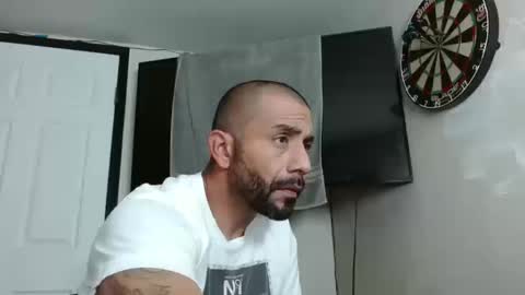 Mark online show from 10.10.25