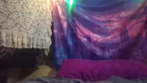 Snapshot of faexoxoxo chatting on 01.08.25 Fae online show from 01.08.25