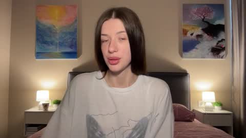 Snapshot of fairy_bloomix chatting on 09.13.25 Bloom online show from 09.13.25