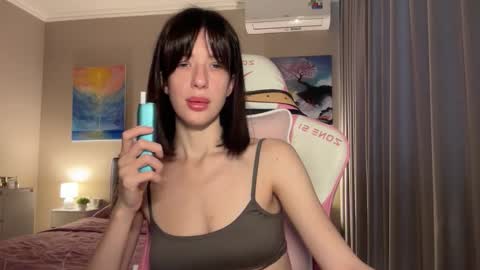 Snapshot of fairy_bloomix chatting on 09.27.25 Bloom online show from 09.27.25