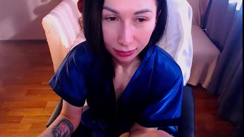 Elli  online show from 03.12.26