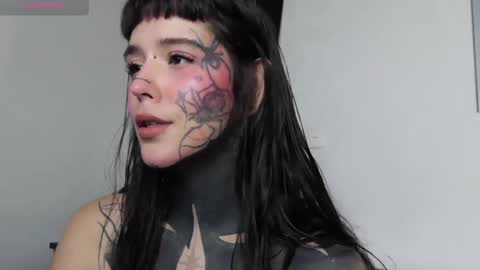 Snapshot of fairyflexxx chatting on 01.03.25 Fairy online show from 01.03.25