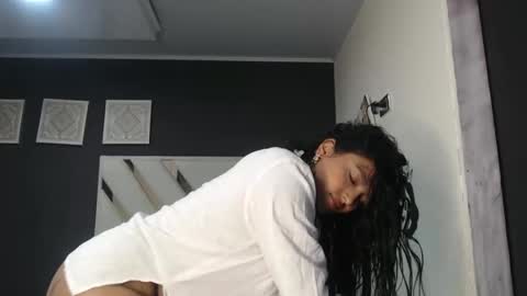 fairylatin online show from 04.17.26