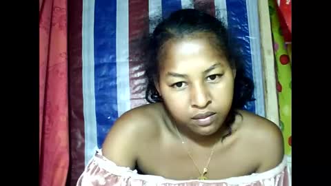 Snapshot of faissane9794 chatting on 02.22.26 faissane9794 online show from 02.22.26