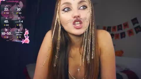 Snapshot of falineellson chatting on 10.31.25 Erika online show from 10.31.25